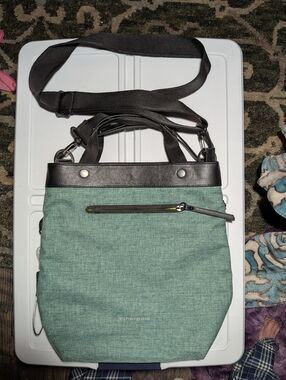 NWOT Teal Sherpani Geo AT, Anti-theft Crossbody Bag